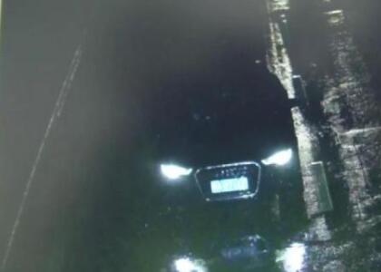 奇葩！西安男子1副假車牌套7輛車，竟是為了省停車費(fèi)！